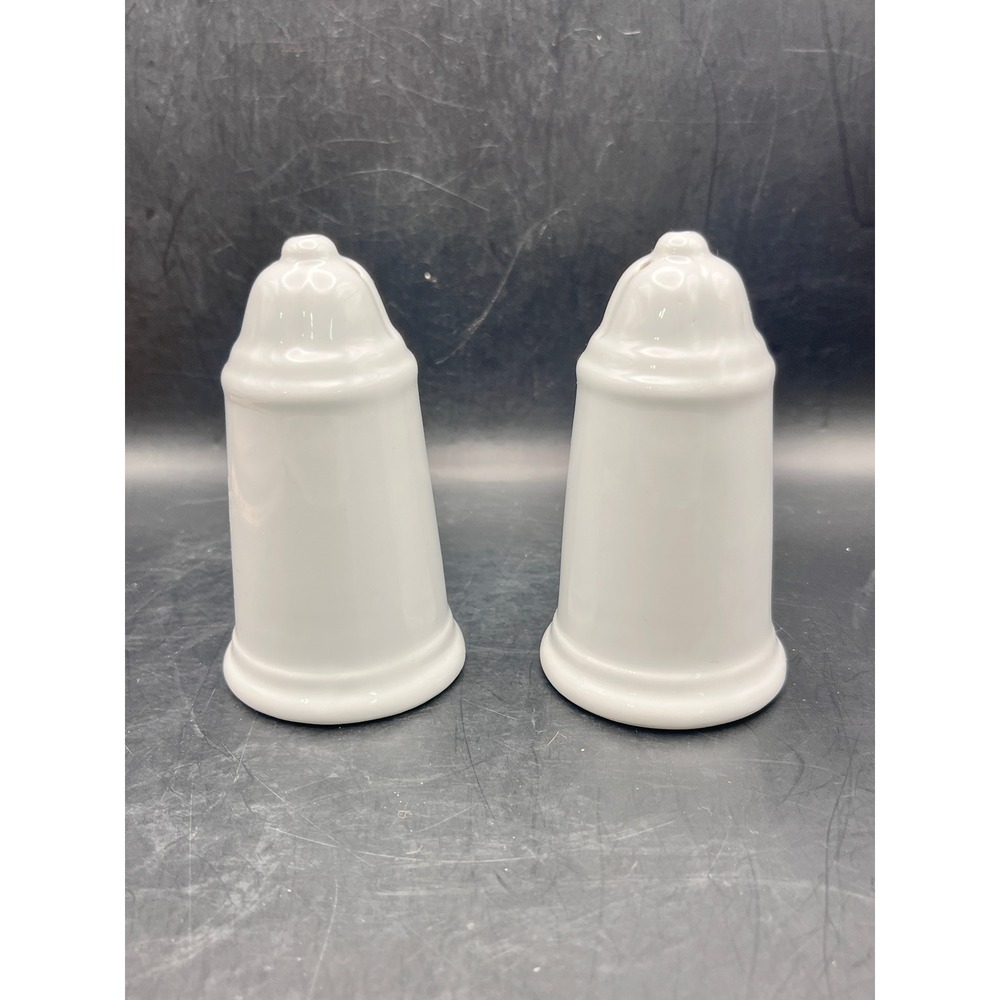Vtg White Ceramic Salt Pepper Shakers‎ Set Glossy Bell Shape Farmhouse Decor 4"